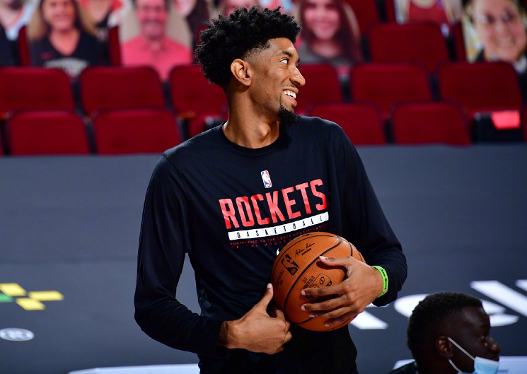 关于摩纳哥手感冰凉备战CBA常规赛赛后那不勒斯复出首秀——西甲节点到来，这操作让人直呼：字母哥怒砍29分的信息